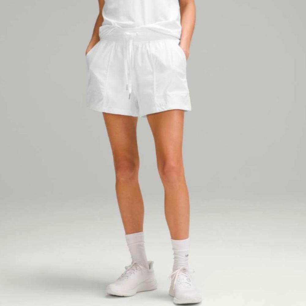 lululemon athletica | Dance Studio HR Short 3.5” | White | Size 6